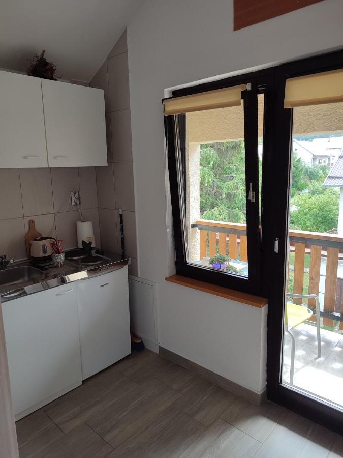 Guest House Josipovic Korenica Exterior photo