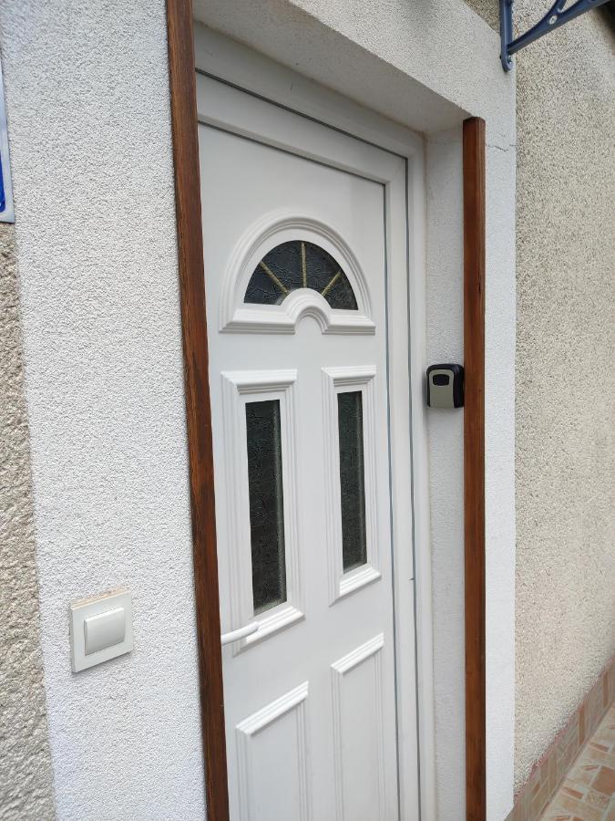 Guest House Josipovic Korenica Exterior photo